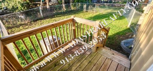 125 Kindred Ave,, Bonner Springs, KS 66012