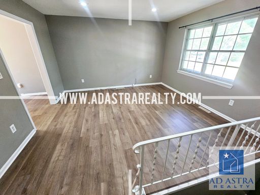 6004 E 98th St,, Kansas City, MO 64134