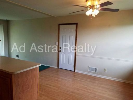 10705 Bristol Ter,, Kansas City, MO 64134-2842