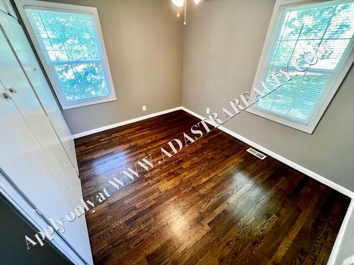 1019 1/2 S Glenwood Ave,, Independence, MO 64053