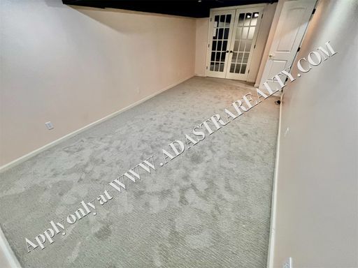  5404 Chadwick Rd, Fairway, KS 66205