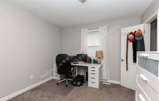 621 N Cedar St,, Gardner, KS 66030