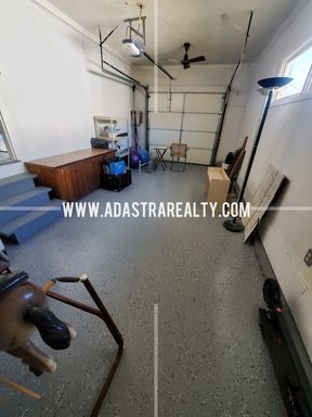 8607 Riggs St,, Overland Park, KS 66212