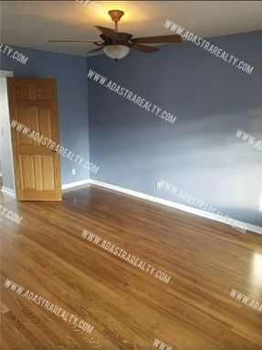 243 W 61st St,, Kansas City, MO 64113-1402