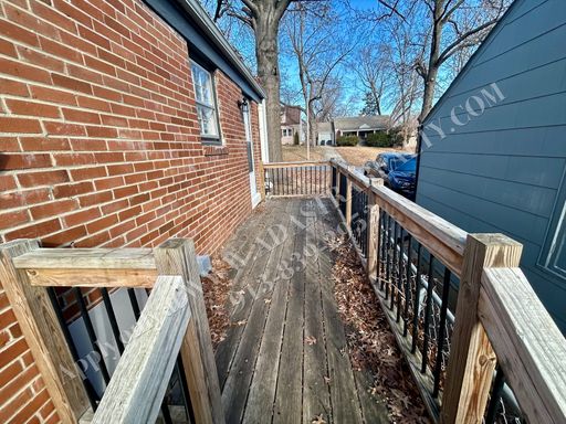 9 W Pocahontas Ln, , Kansas City, MO 64114