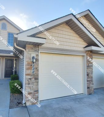 8318 N Spruce Ave,, Kansas City, MO 64119