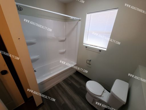 1518 W 26th St,, Lawrence, KS 66046