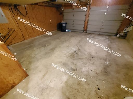 11006 W 76th St,, Shawnee, KS 66214-1268