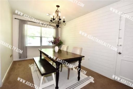 2227 W 78th St,, Prairie Village, KS 66208