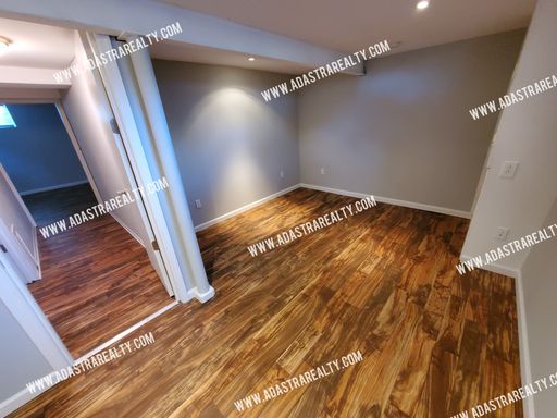 4825 W 75th St,, Prairie Village, KS 66208