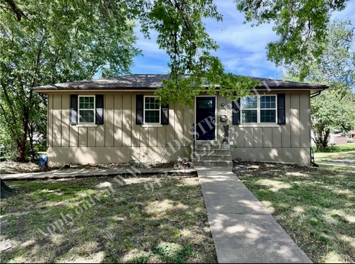 7718 E. 90th Ter,, Kansas City, MO 64138