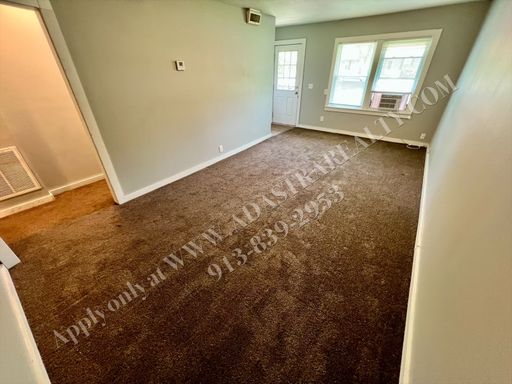 111 S Annie St,, Olathe, KS 66061