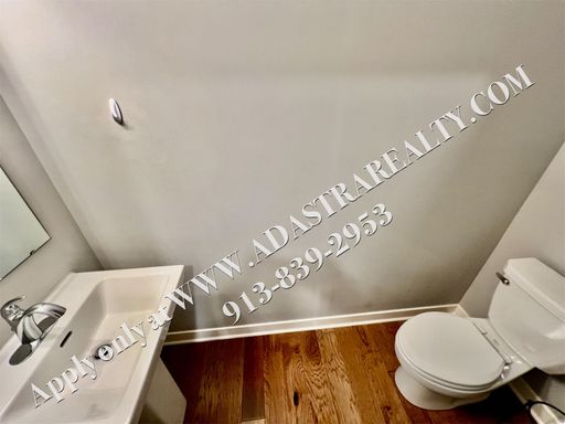 18013 Hauser St,, Overland Park, KS 66062