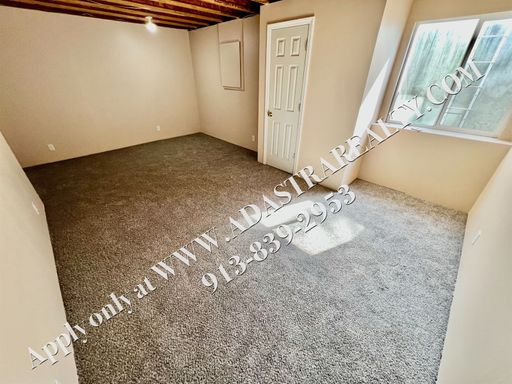 725 Woodson Ln,, Gardner, KS 66030
