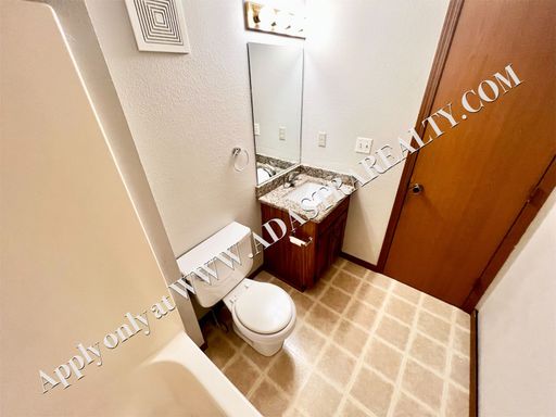 3502 NE Independence Ave,, Lee's Summit, MO 64064