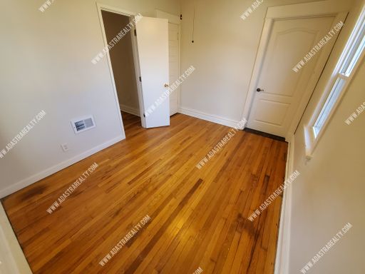 2821 Charlotte St,, Unit 2N,, Kansas City, MO 64109