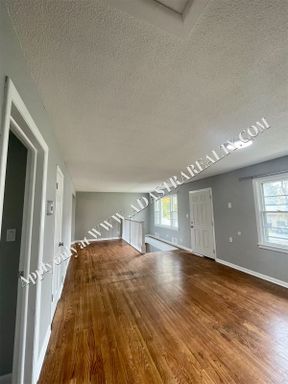 4904 NE 44th Ter,, Kansas City, MO 64117