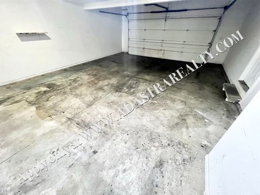 5205 Woodland Dr,, Shawnee, KS 66218-9044