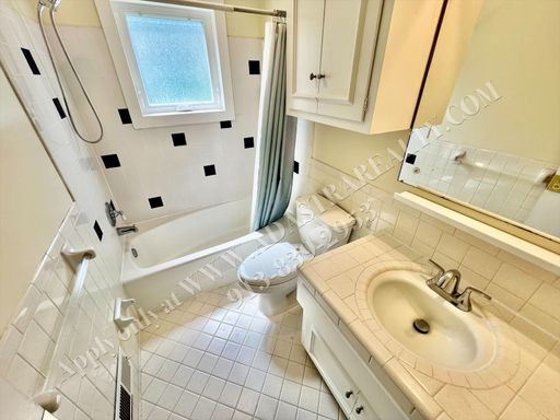 9832 Walmer St,, Overland Park, KS 66212