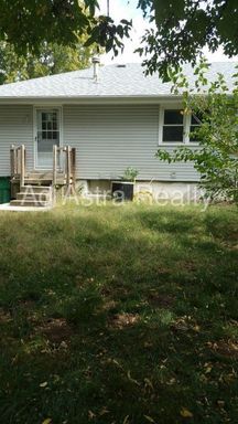 6136 Long Ave,, Shawnee, KS 66216-1824