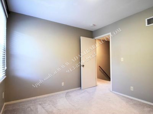 16112 W 141st Ter.,, Olathe, KS 66062