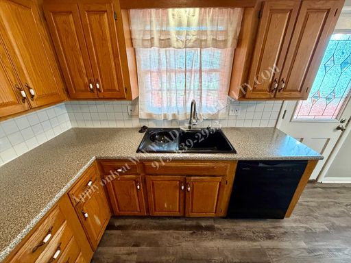1005 E 117th St,, Kansas City, MO 64131-3847