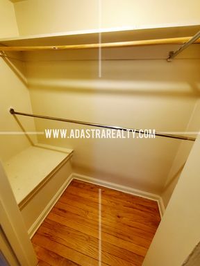 419 E 63rd Ter,, Kansas City, MO 64110-3333