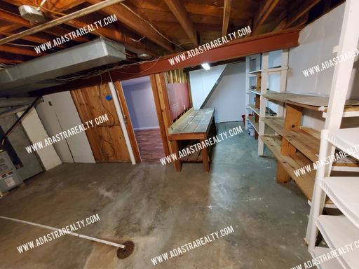 4825 W 75th St,, Prairie Village, KS 66208