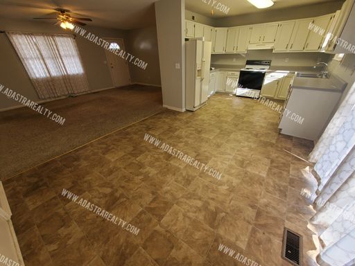 11425 W 61st St, , Shawnee, KS 66203