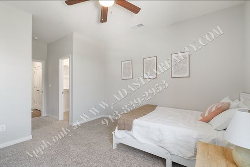 1087 N Findley St,, Olathe, KS 66061