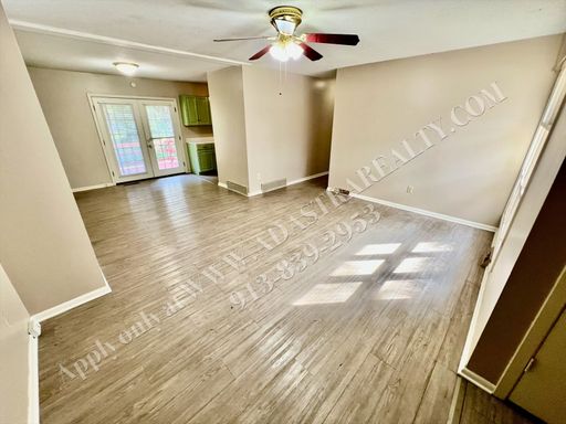5801 Larsen Ln,, Shawnee, KS 66203