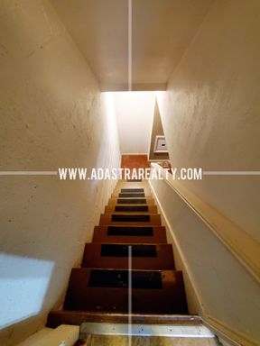 419 E 63rd Ter,, Kansas City, MO 64110-3333