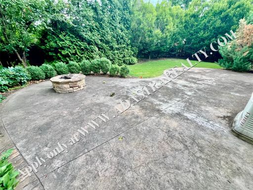  5404 Chadwick Rd, Fairway, KS 66205