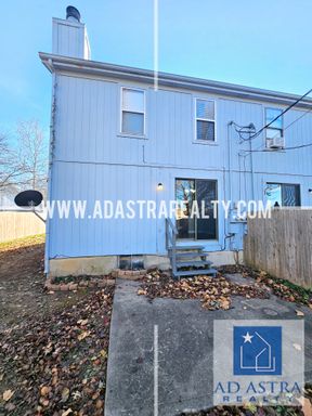 1316 E 123rd Ter,, Unit A, Olathe, KS 66061-3059