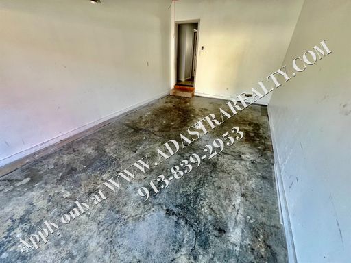 725 Woodson Ln,, Gardner, KS 66030