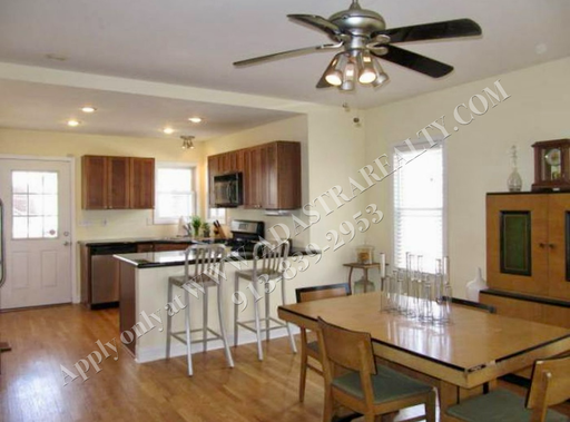 4432 Wyoming St,, Kansas City, MO 64111