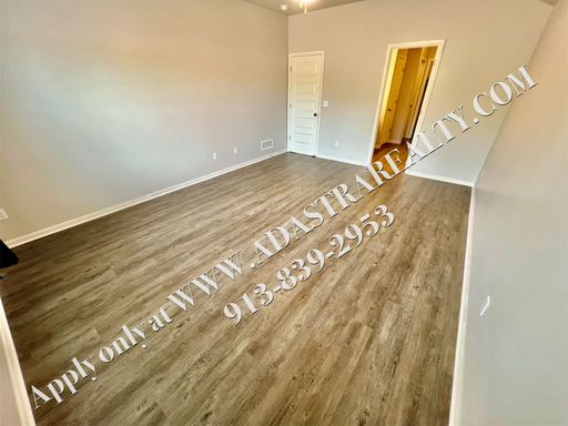 21749 Franklin St,, Spring Hill, KS 66083