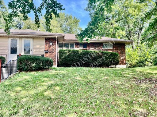 5801 Larsen Ln,, Shawnee, KS 66203