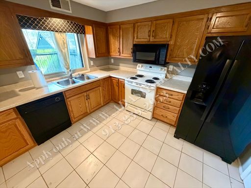 12708 W 110th Ter, , Overland Park, KS 66210