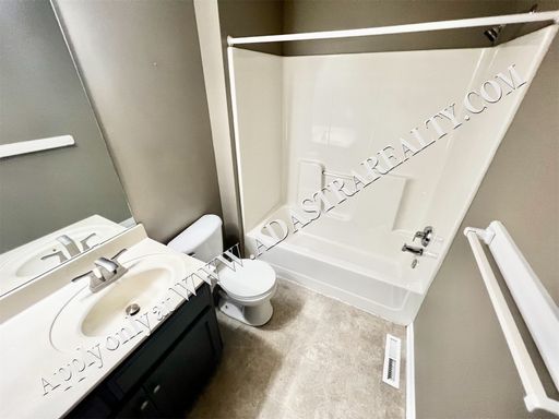 5205 Woodland Dr,, Shawnee, KS 66218-9044