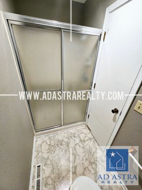 1316 E 123rd Ter,, Unit A, Olathe, KS 66061-3059