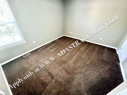 5205 Woodland Dr,, Shawnee, KS 66218-9044