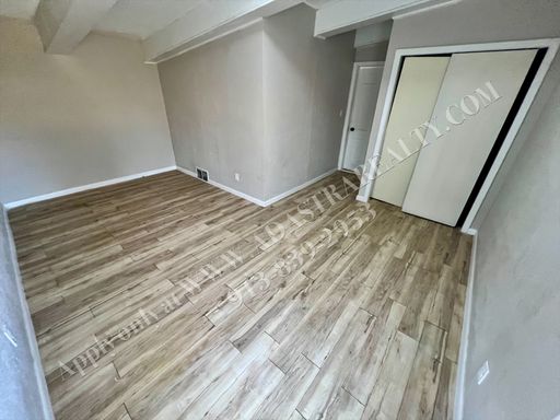 9603 E 35th St S, Independence, MO 64052