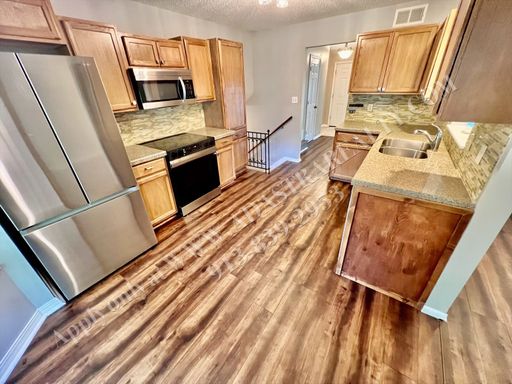 12744 W 108th St, , Overland Park, KS 66210