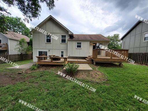 11006 W 76th St,, Shawnee, KS 66214-1268