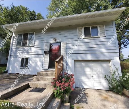 9532 Booth Ave,, Kansas City, MO 64134-1867