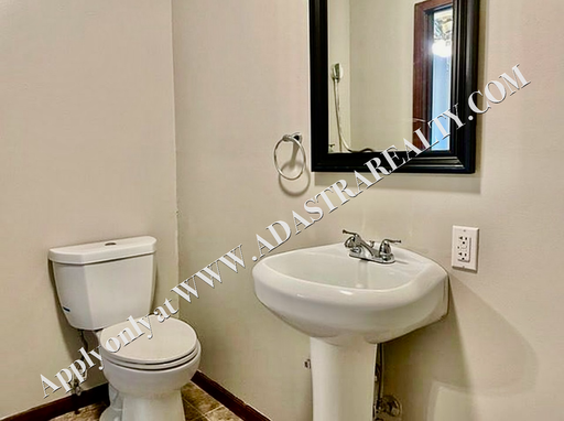 715 6th Ave, , Leavenworth, KS 66048