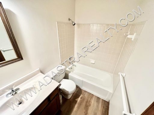 6628 W 149th Ter,, Overland Park, KS 66223