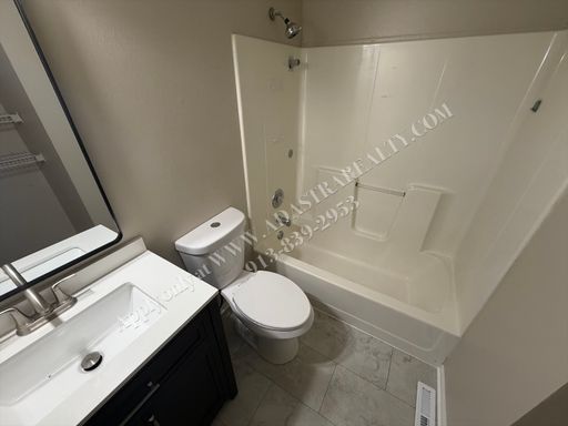1569 E 120th St., Olathe, KS 66061