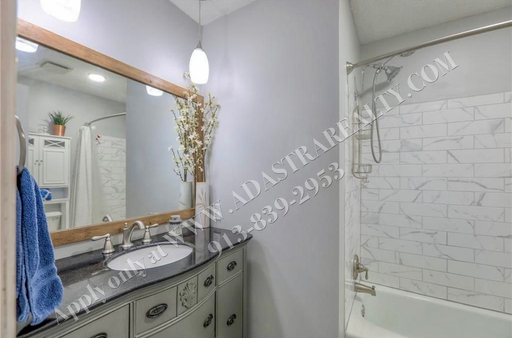 1921 SW 4th St, , Lees Summit, MO 64081
